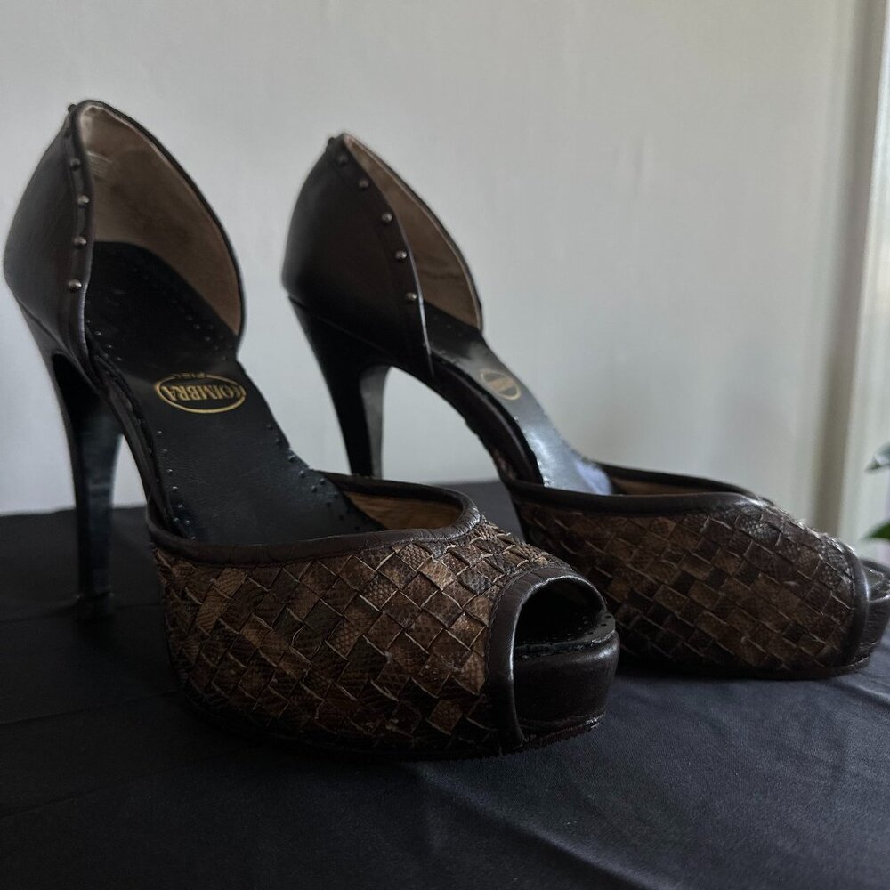 Italian luxury leather brand, Vero Cuoio heels, Size 8